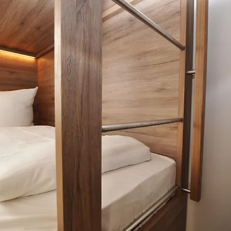 Perlach Allee By Blattl