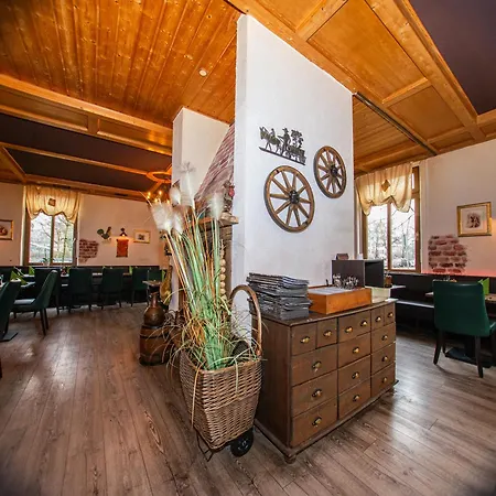 Perlach Allee By Blattl 3* Mnichov