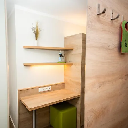 Perlach Allee By Blattl 3*