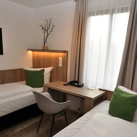 Hotel Perlach Allee By Blattl