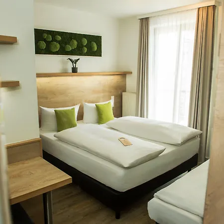 Hotel Perlach Allee By Blattl 3*