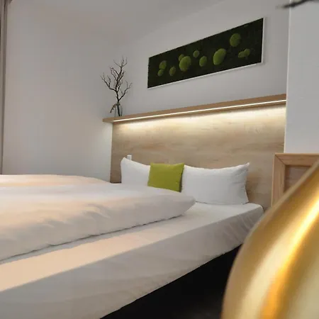 Perlach Allee By Blattl Szálloda 3*