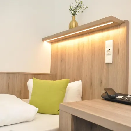 Perlach Allee By Blattl Hotel