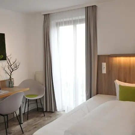 Hotel Perlach Allee By Blattl