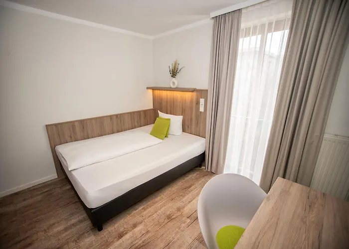 Perlach Allee By Blattl 3* Munich
