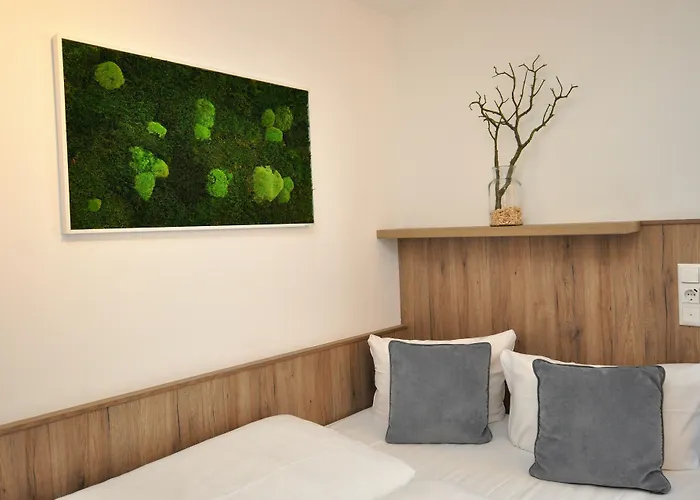 Perlach Allee By Blattl Отель 3*