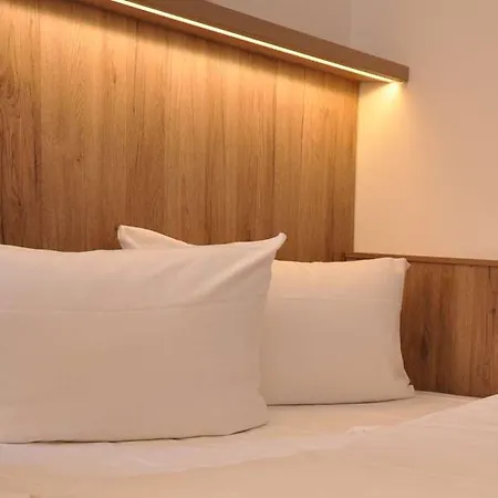 Perlach Allee By Blattl 3* 慕尼黑